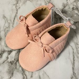 New with tags baby moccasins